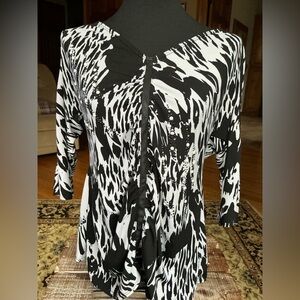 Made in Canada Picadilly Fashion Black & White Animal-Print V-Neck Blouse